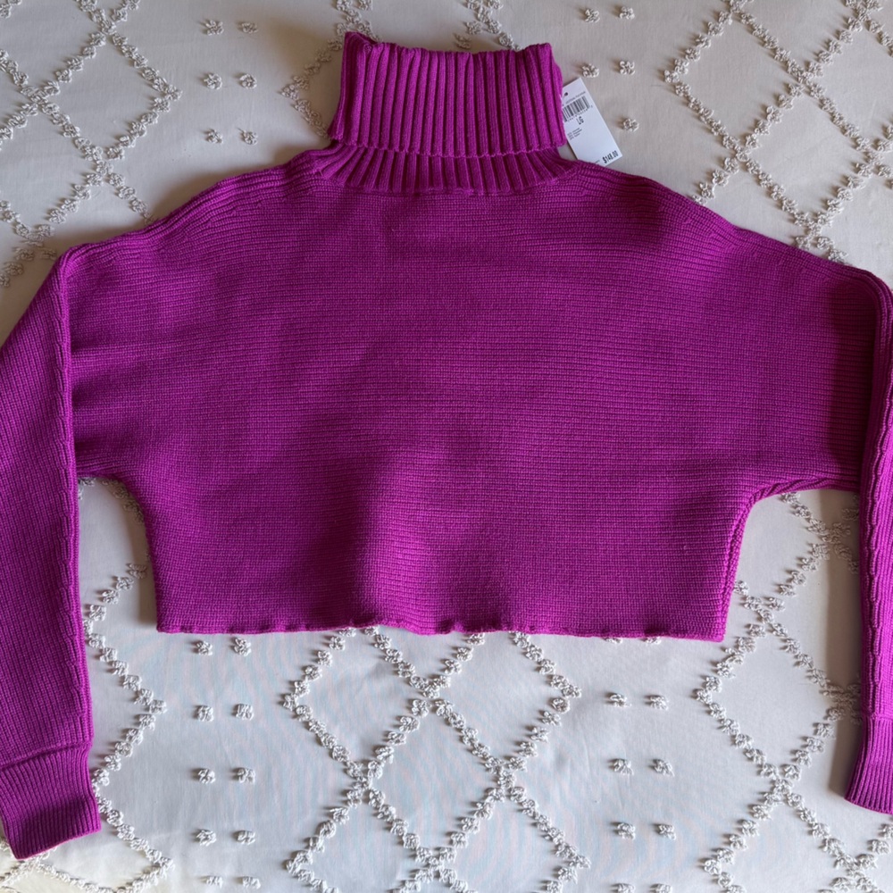 House of Harlow 1960 Magenta crop top Sweater